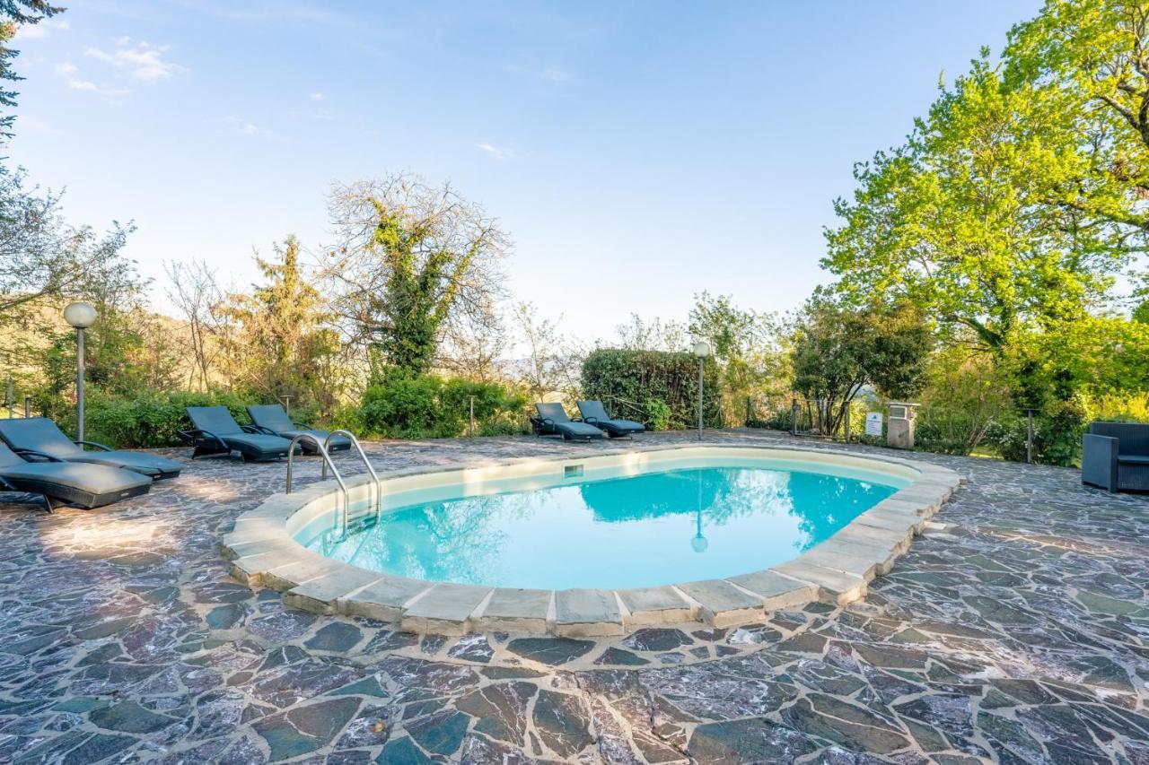 Tuscanskye - Villa Sofia With Private Swimming Pool And Garden Barga Exterior foto